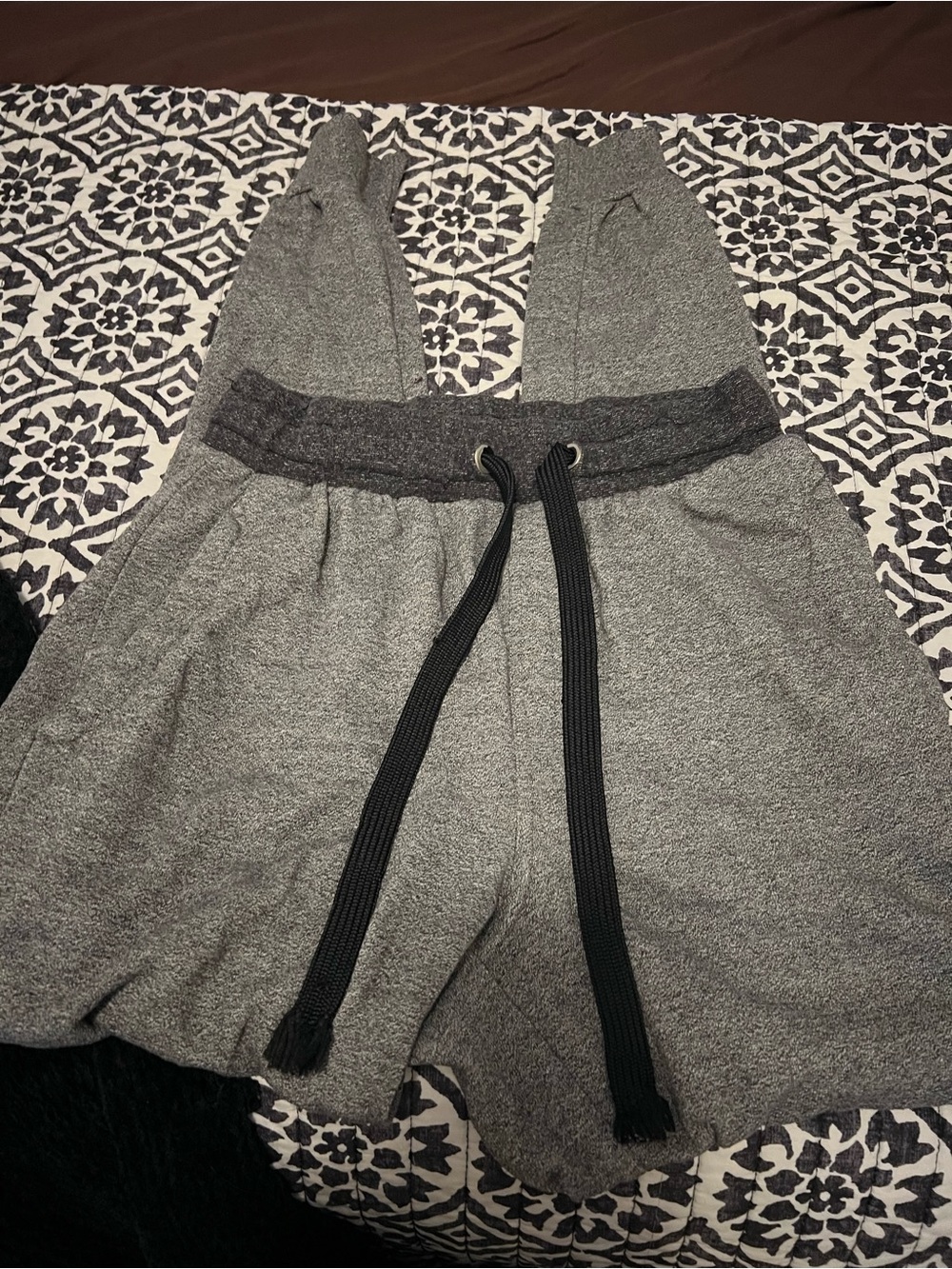 Men’s Gray Drawstring Lounge Pants